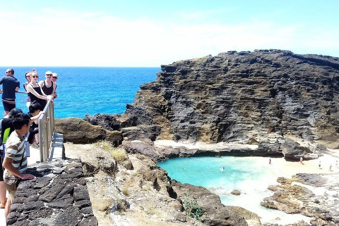5-Hour Private Customized Luxury Convertible Tour of Oahu's South Shore - Stop-by-Stop: South Shore Highlights From Beach to Lava Cliffs