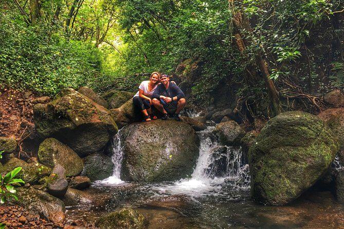 5 Hour Romantic Hawaii Jeep Tour - Guides, Photos, and The Couple-Friendly Pace