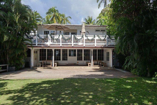 Afternoon at McGarret - Hawaii 5-0 TV Tour - Should You Book Afternoon at McGarrett?
