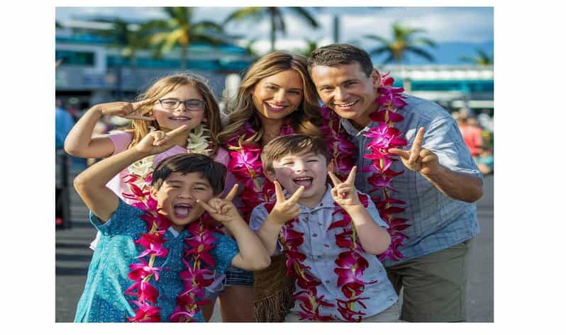 Arrival Lei Greeting --HNL to Waikiki Private Transfer - Key Points at a Glance