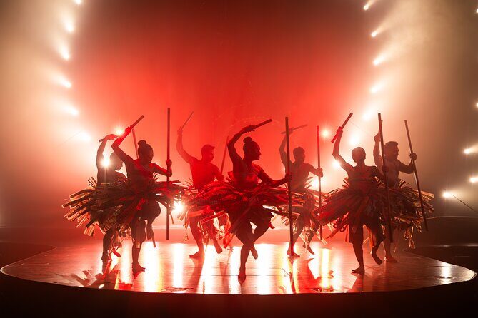 'Auana by Cirque du Soleil at the Waikiki Beachcomber Hotel - The Outrigger Waikiki Beachcomber Setup: Tickets, Seats, and Entry