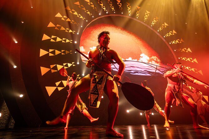 'Auana by Cirque du Soleil at the Waikiki Beachcomber Hotel - Sound, Photos, and the Reality of Watching Without Screens