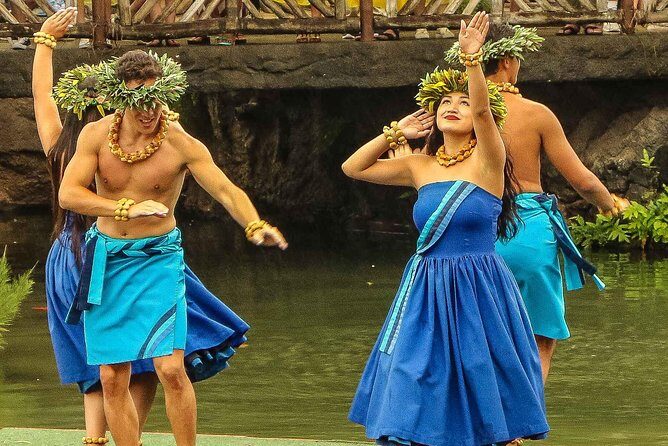 Best of Oahu: Pearl Harbor, Arizona Memorial and the Polynesian Cultural Center - Guides and Small-Group Energy: Why Your Day Changes
