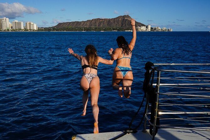 Best Waikiki Sunset Cruise:BYOB Sunset Sail with Swimming - Should you book this Waikiki sunset swim sail?