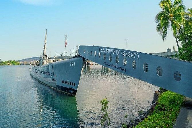 Complete Pearl Harbor Experience Tour from The Big Island - Pearl Harbor Aviation Museum and Downtown Honolulu Narration