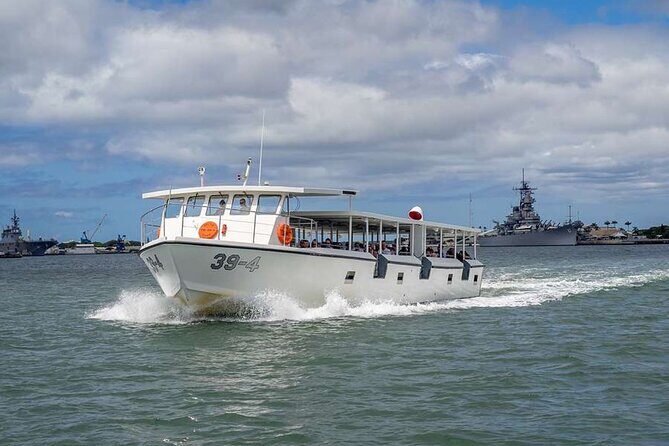 Deluxe Arizona Memorial Bowfin Submarine and Honolulu City Tour - Stop 1: Pearl Harbor National Memorial, Arizona Memorial, and the Visitor Center flow