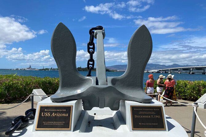 Deluxe Pearl Harbor, Arizona Memorial, and Visitor Center Tour - The somber logistics you should know before you go