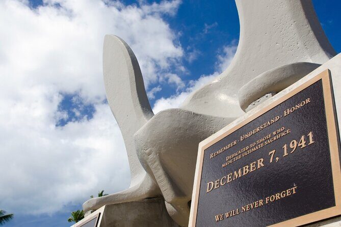Exclusive Pearl Harbor and USS Arizona All-Access Private Tour - Waikiki pickup and the drive that sets up your Pearl Harbor game plan