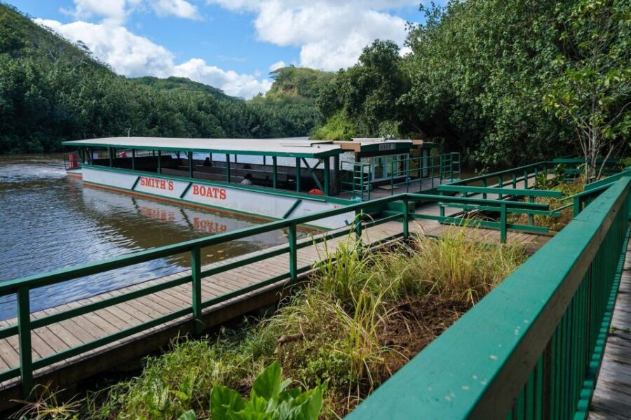 From Oahu: Kauai Waimea Canyon & Wailua River Tour - Wailua River Cruise + Fern Grotto: The Green Side of Kauai