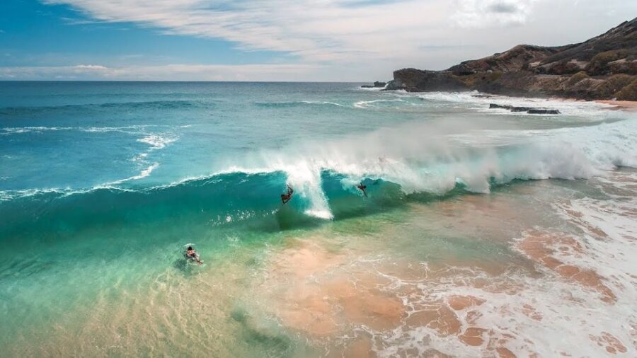 From Waikiki: Circle Island Tour - The North Shore surf stops: Banzai Pipeline and Sharks Cove