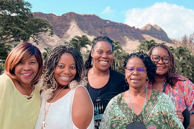Full Day Private Customized Sightseeing Tour in Oahu Hawaii - Comfort in an A/C van with a sunroof matters more than you think