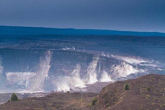 Hawaii Volcanoes National Park Experience Departing from Oahu - Punaluʻu Bake Shop and black sand: where lunch turns into a story