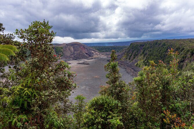Hawaii Volcanoes National Park Experience From the Big Island - Punaluʻu Black Sand Beach: Sea Turtles, Short Walk, Big Atmosphere