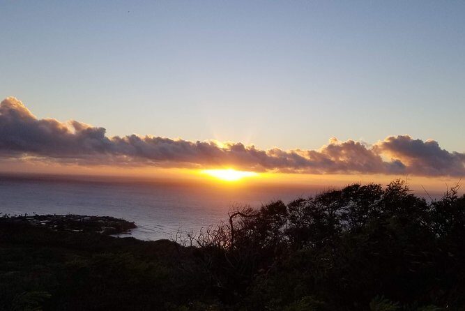 Hawaiian Beauty Package - Timing and Weather: All-Weather Hiking with Real Conditions