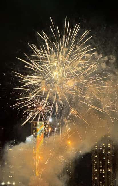 Honolulu: 1-Hour Friday Night Fireworks Cruise with Drinks - Key things to know before you go