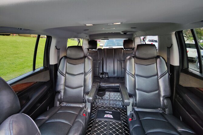 Honolulu Airport & Waikiki Hotels Private Transfer by Luxury SUV(up to 5 people) - Optional Orchid Lei Greeting: A Little Extra Ceremony