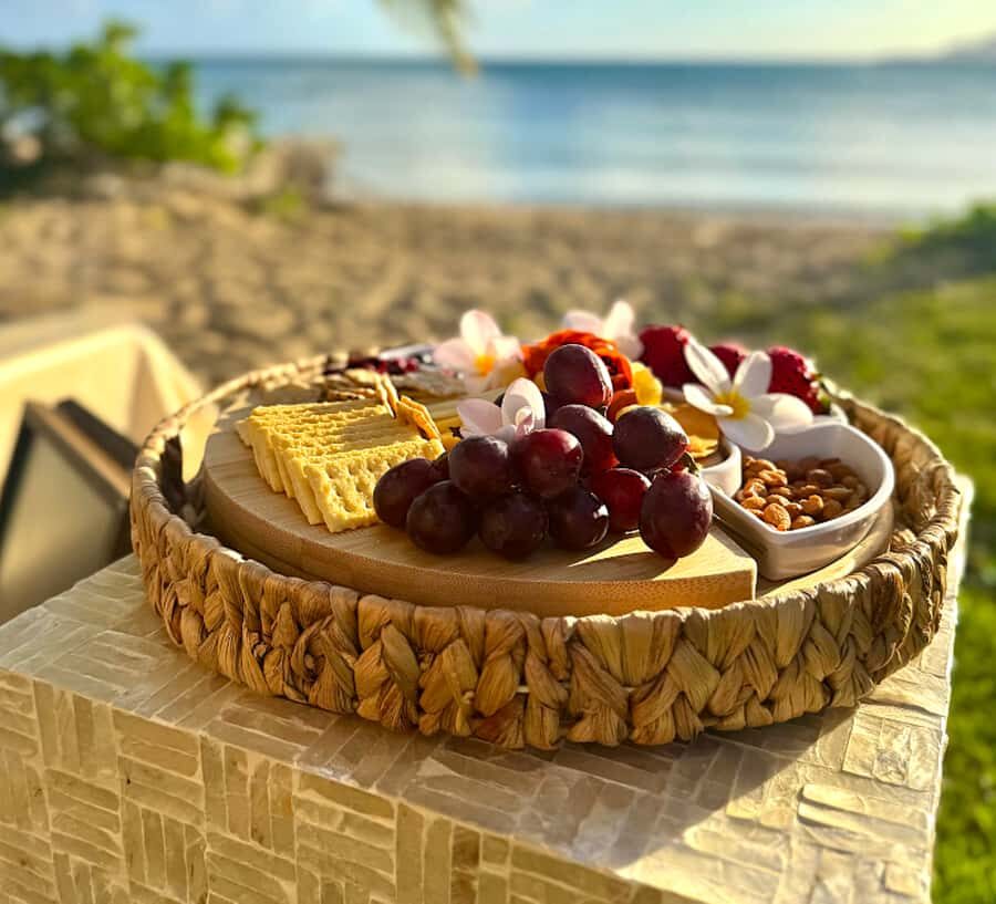 Honolulu: Beachside Luxury Picnic & Paint - Key things to know before you go