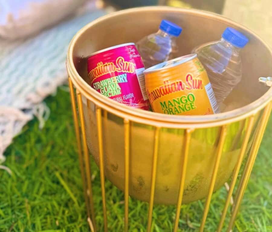 Honolulu: Beachside Luxury Picnic & Paint - Why this Honolulu beach paint-and-picnic feels different