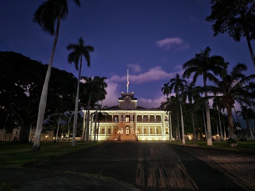 Honolulu: Ghosts of Old Honolulu Walking Tour - Hawaii Supreme Court Building: Legal History With a Chilling Side