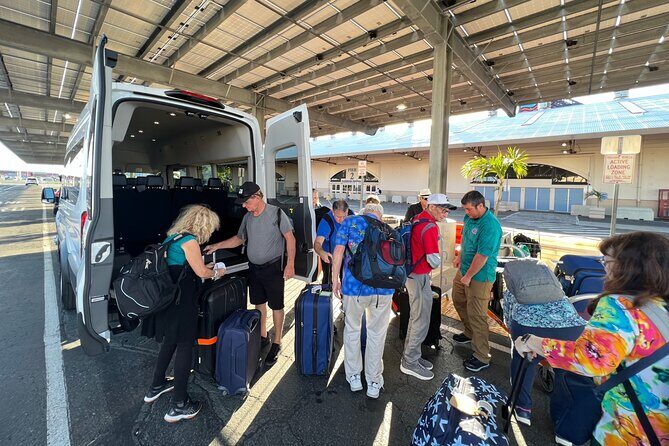 Honolulu Private Transfer: Airport, Port, Hotel (1-12 Passengers) - Inside the van: space, comfort, and luggage reality