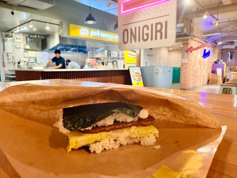 Honolulu: Waikiki Food Tour with Local Guide - Service That Helps If Your Day Goes Sideways