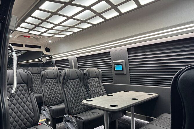 Luxury Sprinter Transfer Airport, Waikiki and Cruise Terminal - Add-ons that can upgrade the welcome (for a fee)