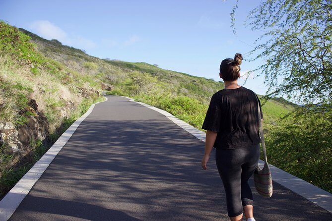 Makapu’u Lighthouse Trail and Shuttle Service - Timing tips: how to make the most of your hike window