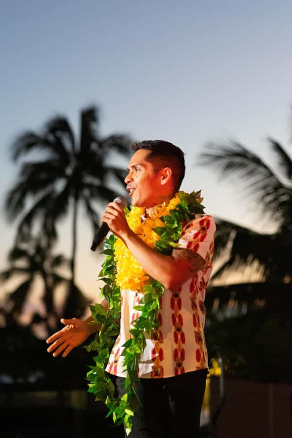Oʻahu: Nā Lei Aloha Lūʻau & Dinner or Cocktail Show Option - Pre-Show Culture: Lei-Making, Hula, and Roaming Entertainment