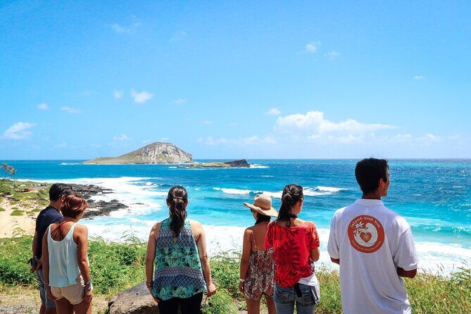 Oahu Circle Island Full Day Tour with Scenic Stops & Local Foods - North Shore lunch at Tanaka Kahuku Shrimp: the included highlight