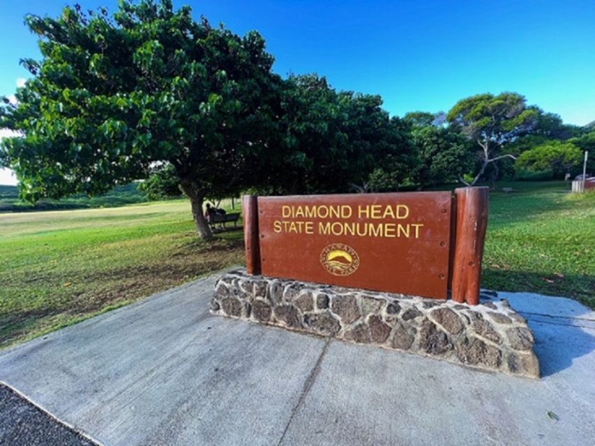 Oahu: Diamond Head Crater Trailhead Transfer & Entry Fee - Timing tips that actually help your photos and your energy