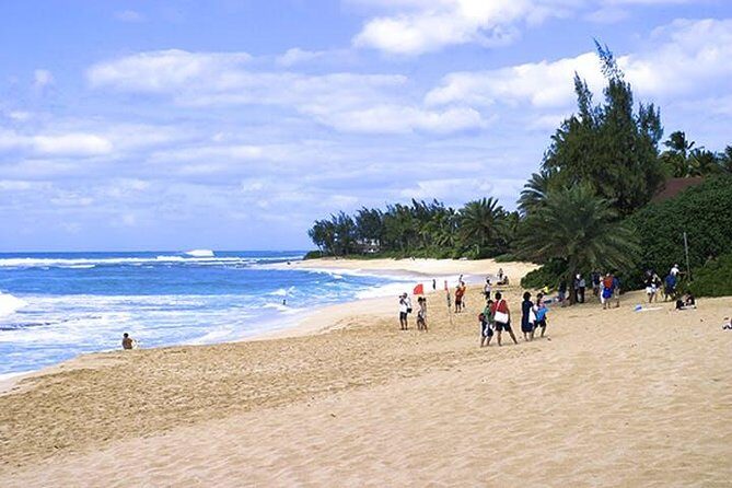 Oahu Grand Circle Island: Discover the Heart & Soul of Hawaii - The drive with meaning: Honolulu volcanic origins and coastal real estate