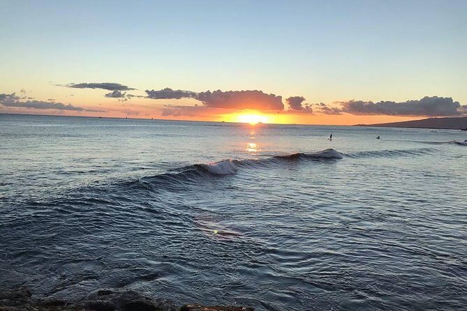 Oahu Grand Circle Island: Discover the Heart & Soul of Hawaii - Halona Blowhole lookout: fast stop, big water drama
