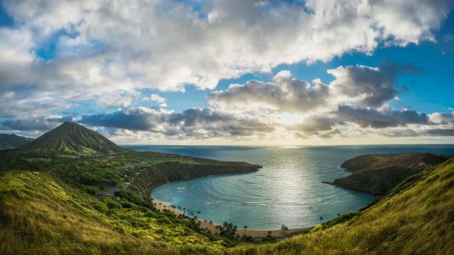 Oahu : Hanauma Bay Reservation+Equipment Rental - Getting started in Waikiki: the meeting point is clear