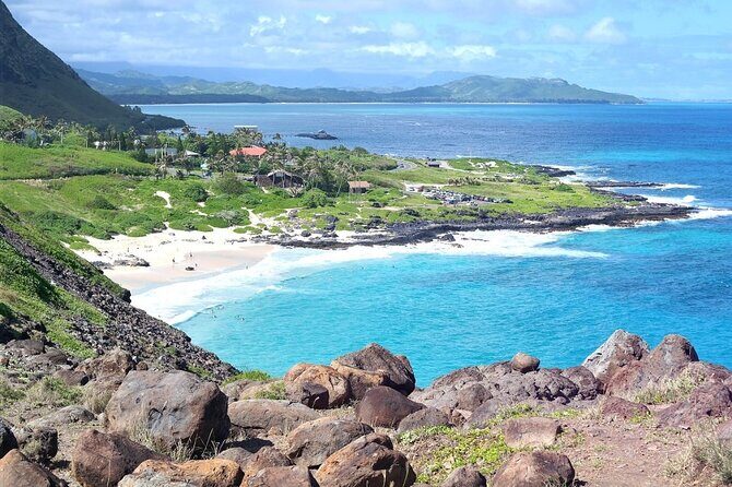 Oahu Island Sightseeing and Food Combo Tour - Kahala (Beverly Hills of Hawaii) and the Quick Malasada Moment