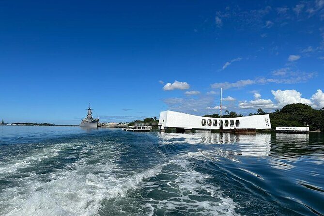 Oahu: Pearl Harbor USS Arizona Memorial Small Group Tour - From hotel pickup to a historian’s set-up for the day