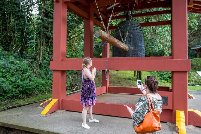 Oahu Personalized Private Tour - Halona Blowhole: volcanic power in a small window