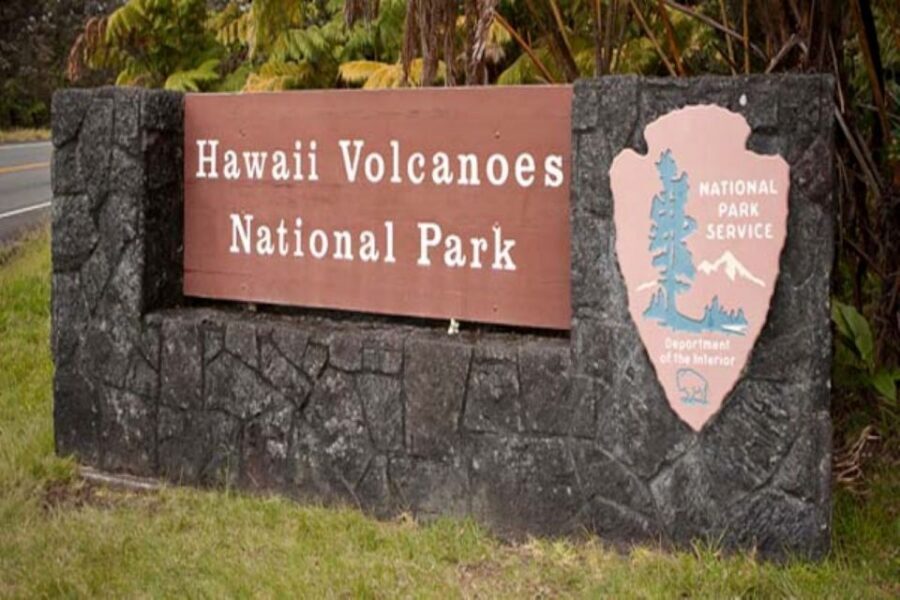 Oahu to Big Island Volcanoes National Park Adventure Tour - Banyan Tree Drive and Hilo Bay: Classic Stops with Real Stories