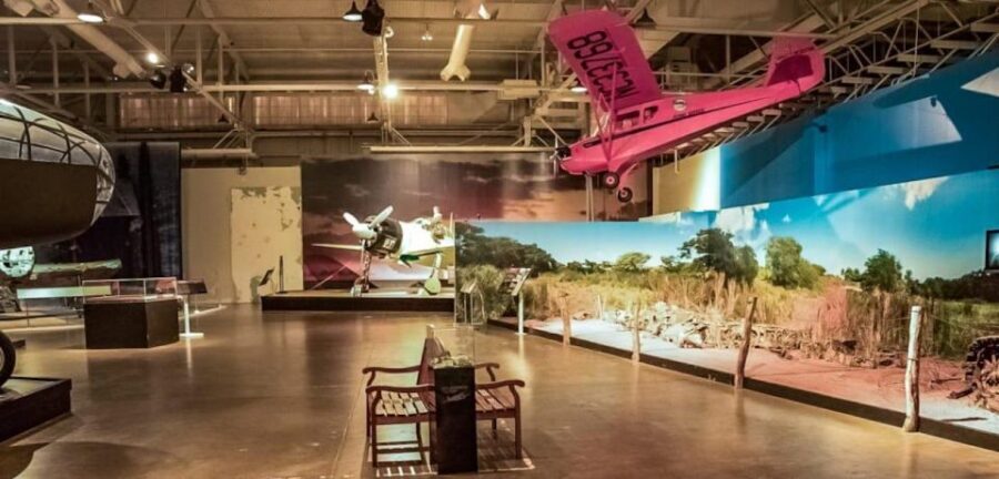 Pearl Harbor and Oahu Circle Island Tour FROM KONA - Kahuku lunch at the Sugar Mill: plan your own meal smart