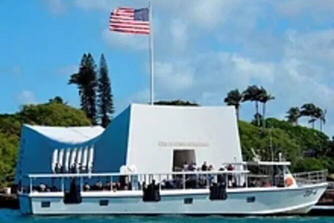 Pearl Harbor Arizona tour from HNL Airport - A fast, focused Pearl Harbor day from Daniel K. Inouye International Airport