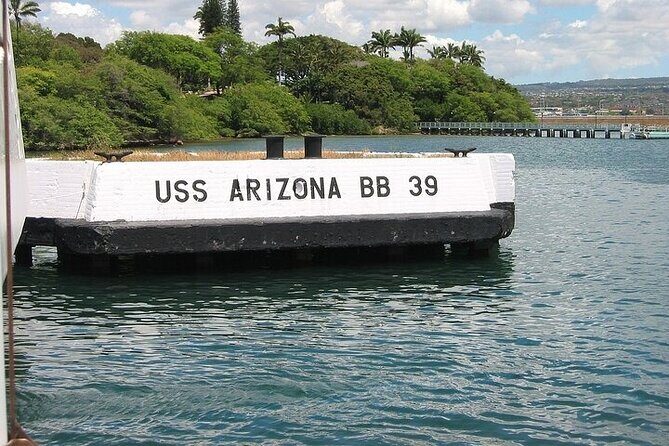 Pearl Harbor USS Arizona and USS Missouri "Private" - A private guide can change what you notice