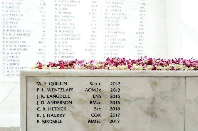 Pearl Harbor USS Arizona Memorial and Honolulu City Tour - No-bag policy: pack like you mean it