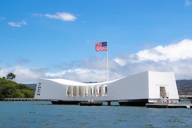 Pearl Harbor USS Arizona Memorial and Honolulu City Tour - Getting from your hotel to Pearl Harbor without taxi stress