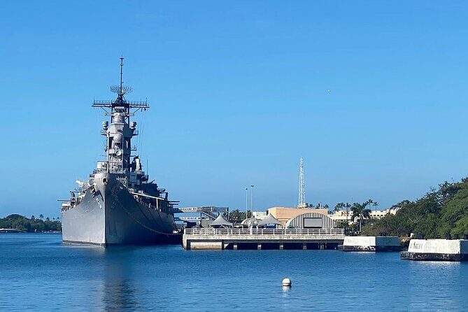 Pearl Harbor USS Arizona Memorial & Battleship Missouri - The USS Arizona boat ride: the included “close-up” advantage