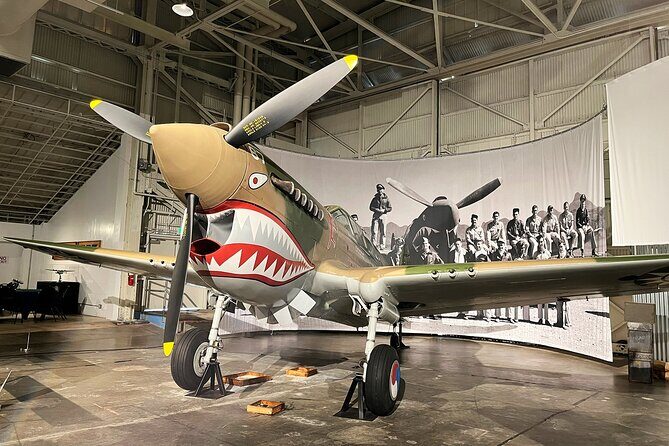 Pearl Harbor, USS Arizona Memorial & Honolulu City Tour - Ultimate upgrade with Hangar 79: when you want the attack story in aircraft form
