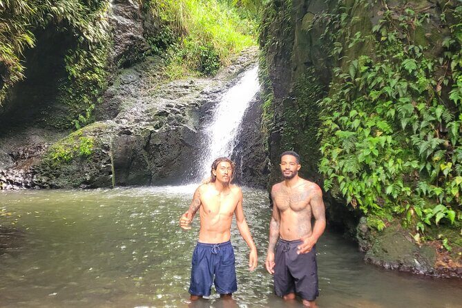 Private Bucket List Adventure Day- Hikes, Beaches, Waterfalls - Stop 5: Spitting Cave of Portlock and Watching the Ocean Do Its Thing