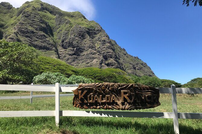 Private Full-Day Circle Island Guided Small-Group up to 6 (Se habla Español) - Macadamia farm shopping and sugar-cane lemonade: stops you can turn into souvenirs