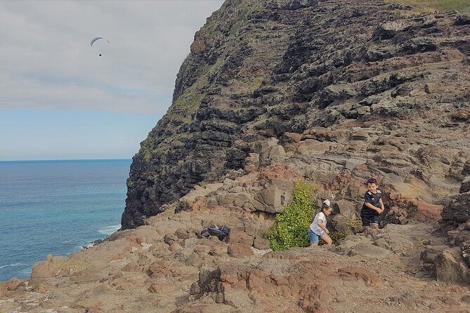 Private Oahu Circle Island Tour - Oahu’s North Shore: Surf Breaks, Fruit Stands, and Seasonal Mood