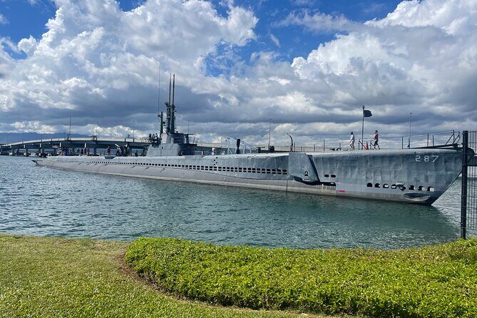 Roundtrip Shuttle from Waikiki-Pearl Harbor National Memorial - What’s Included: Free Visitors Center Admission Changes the Math