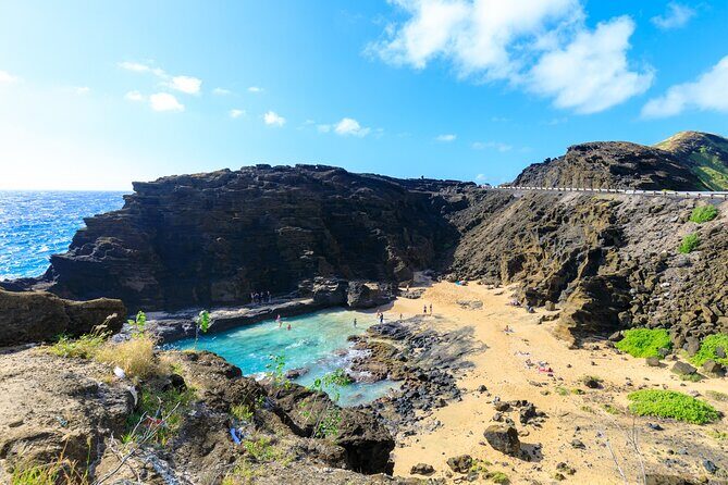 Sights & Bites Ultimate Oahu Circle Island Foodie Tour - Mokoli‘i Island and the “camera-ready” payoff