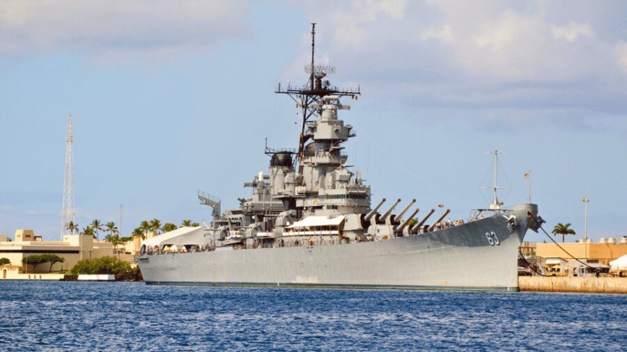 USS Arizona Memorial - Honolulu City - Pearl Harbor Tour - Getting picked up in Waikiki without starting your day angry